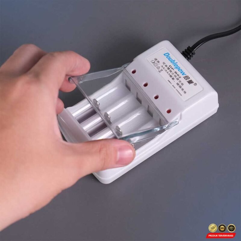 Charger Baterai Rechargeable 4 Slot AA AAA with AA 4 PCS - [MRH1]