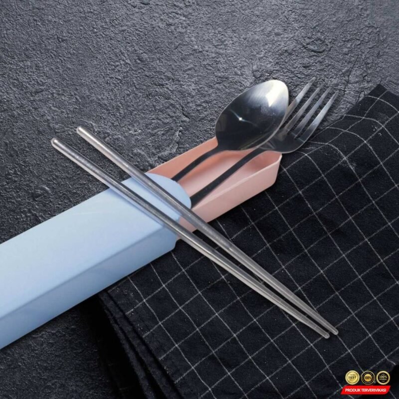 Set Alat Makan