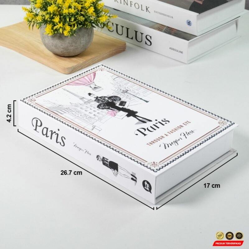 Buku Pajangan Palsu