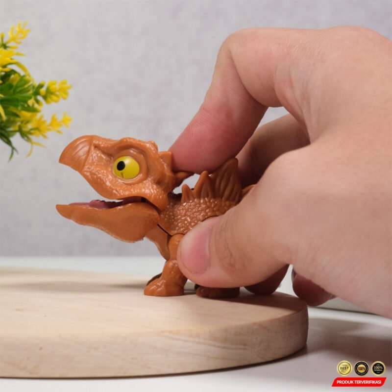 Mainan Action Figure Dinosaur Interactive Finger Biting Stegosaurus - Image 5