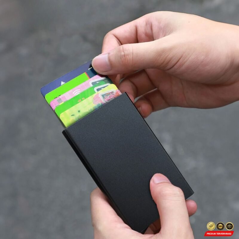 Dompet Kartu