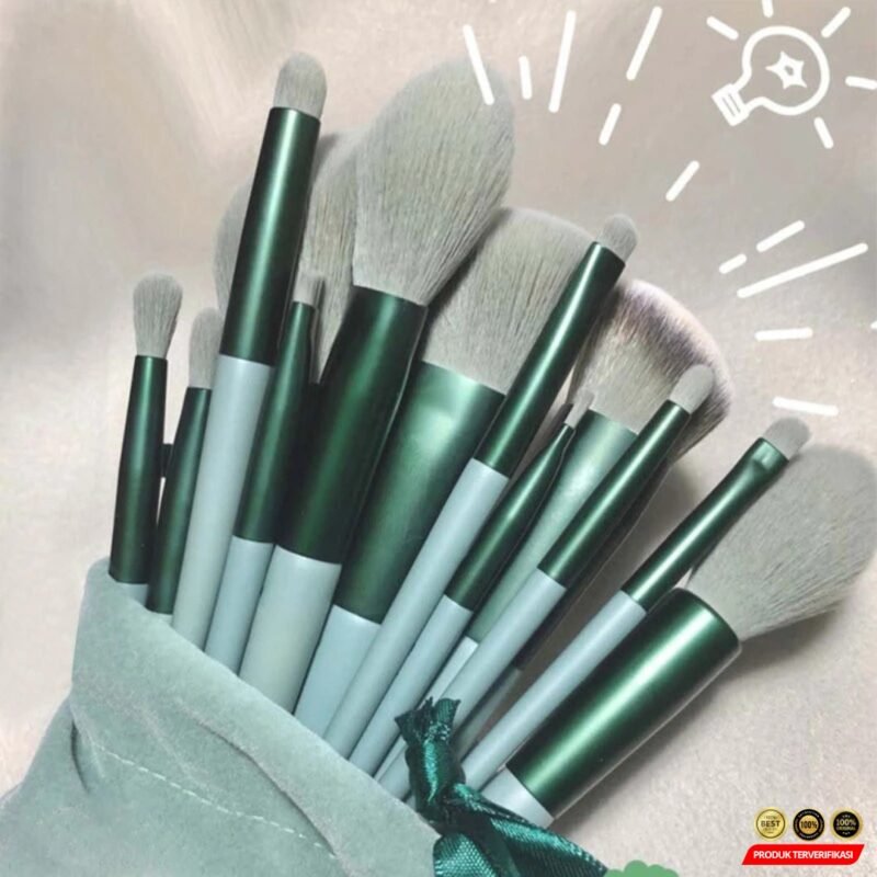 Nancy Kuas Make Up Brush Set 13 PCS - Image 6