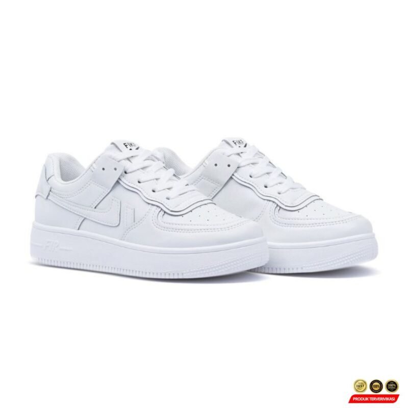 Sneakers Wanita