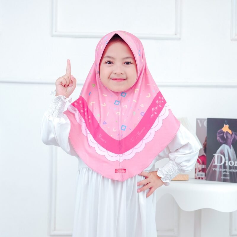 Hijab Anak Motif Karakter Kuromi Bahan Jersey Premium - Gambar 4