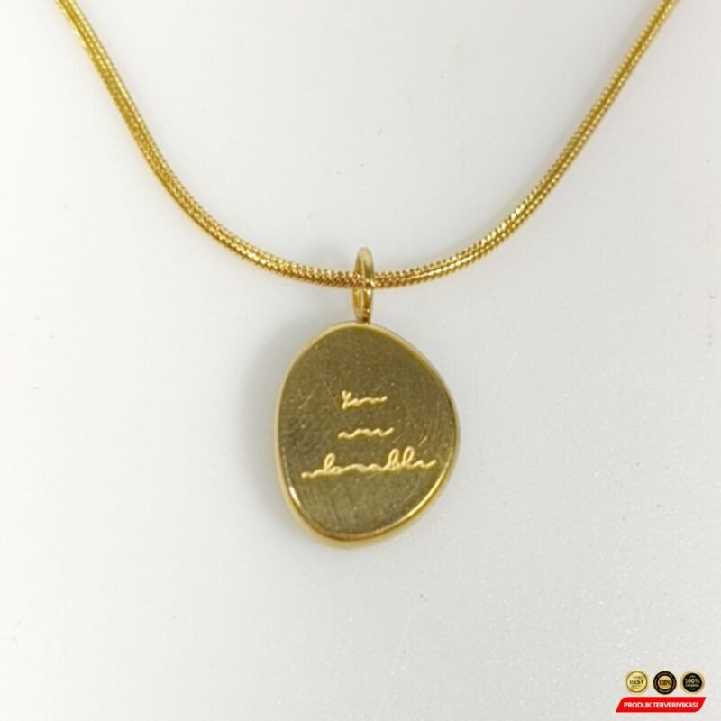 Kalung Liontin