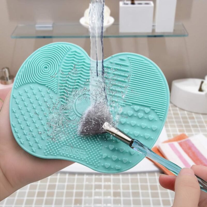 Rinse Pembersih Kuas Make Up Silicone Pad