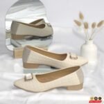 Sepatu Sandal Flat Shoes Kotak Wanita