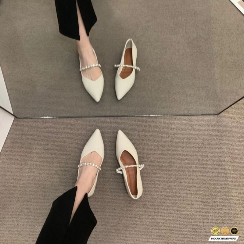 Flatshoes Mary Jane Wanita Hitam