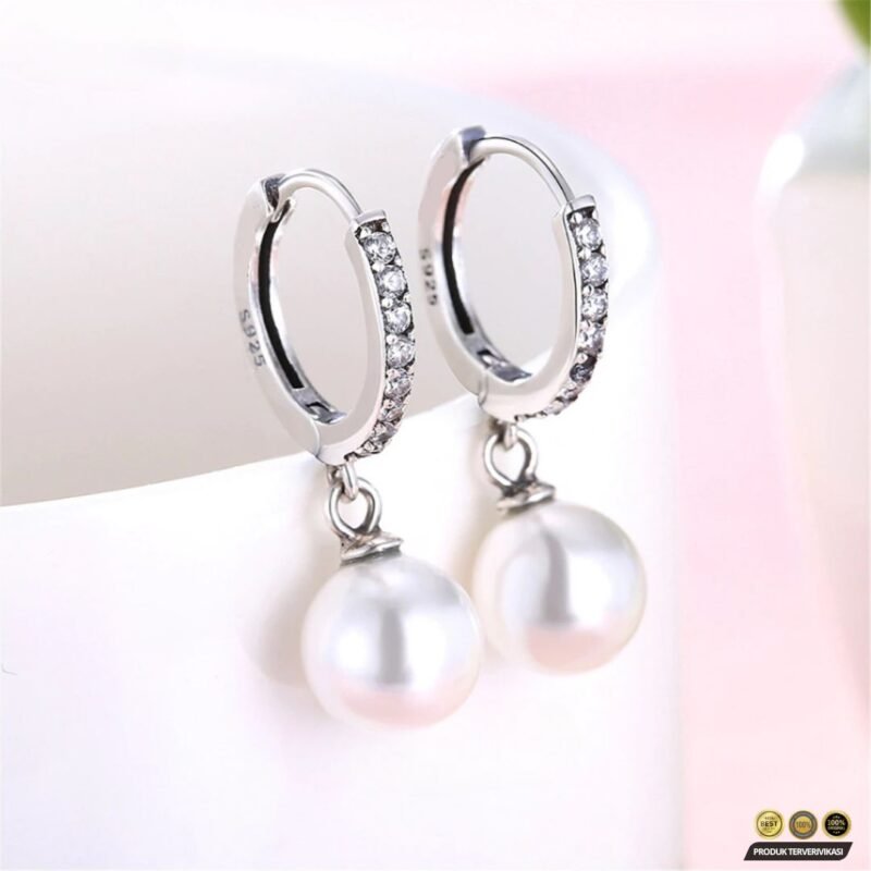 Anting Piercing Wanita