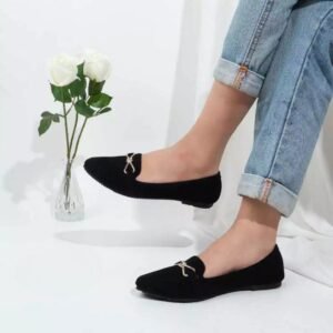 Sepatu Flatshoes Simpel Wanita Hitam Beludru Anti Slip VR1002 Vara Khalisa