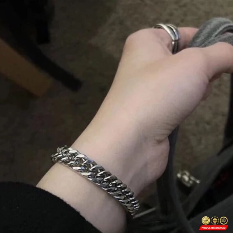 Gelang Bahan Titanium