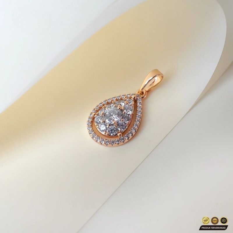 Kalung Liontin Kristal