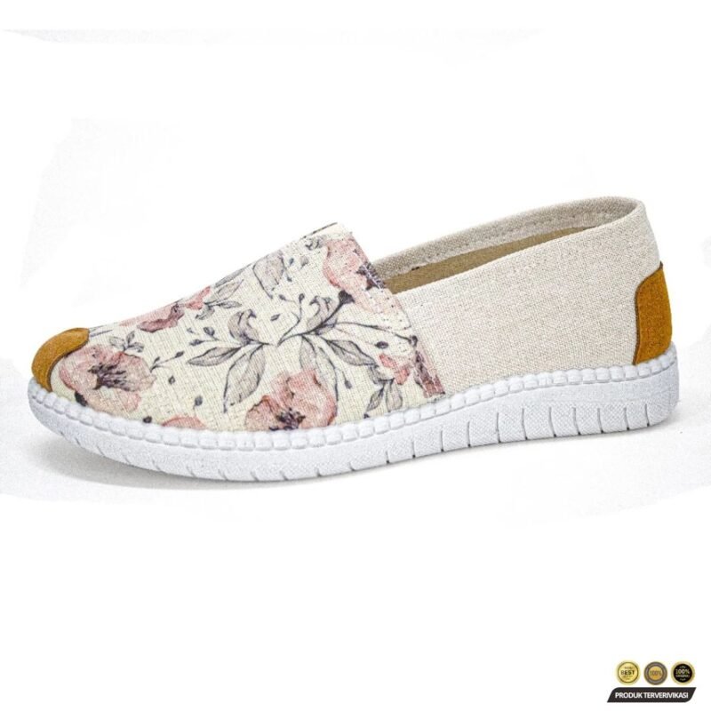 Slip On Wanita Motif Bunga Daun Stylish 