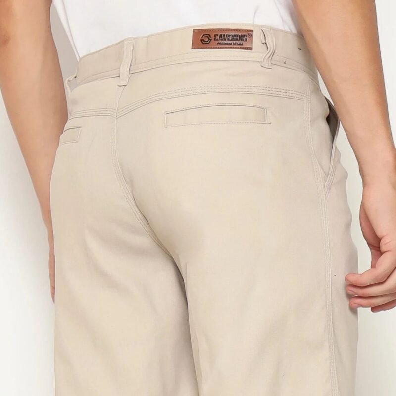 Celana Pendek Chinos