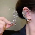 Anting Kupu-Kupu Elegan Kristal Gemerlap, Perak Premium