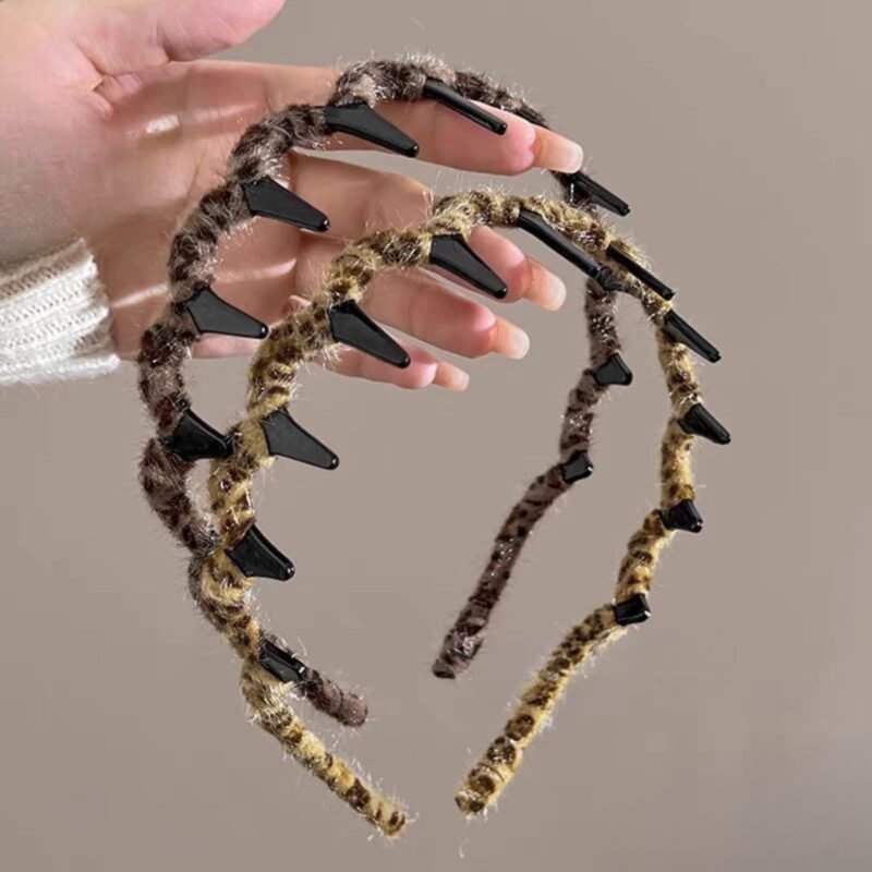 Bando Sirkam Gerigi Polos Velvet Motif Leopard Elegan Wanita